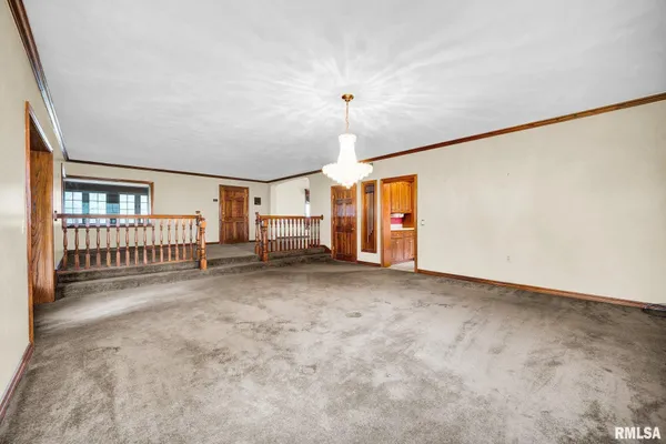 $1,150,000 | 22500 Spring Creek Road, Washington, IL 61571