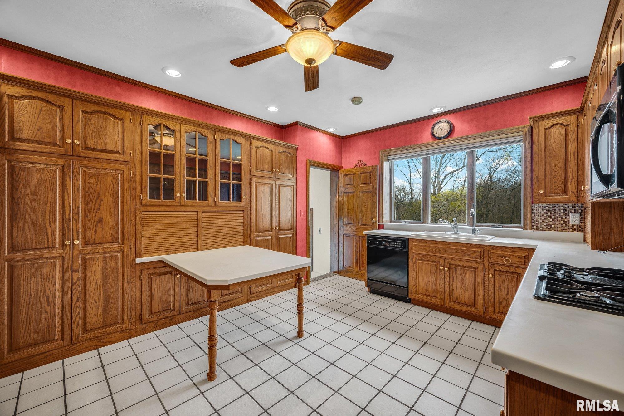 22500 Spring Creek Road Washington, IL 61571 - Photo 30 of 100