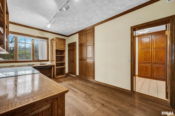 $1,150,000 | 22500 Spring Creek Road, Washington, IL 61571