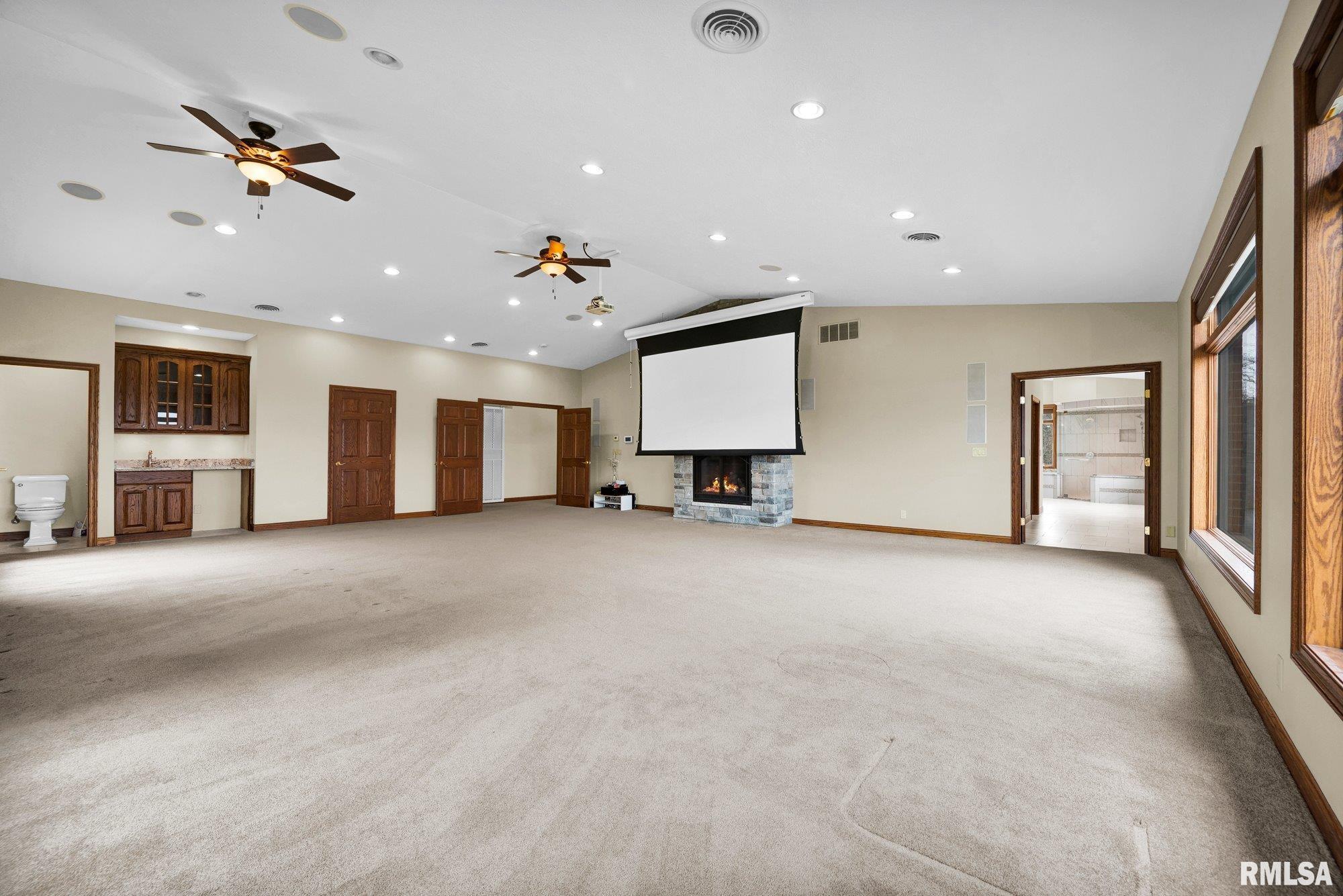 22500 Spring Creek Road Washington, IL 61571 - Photo 41 of 100