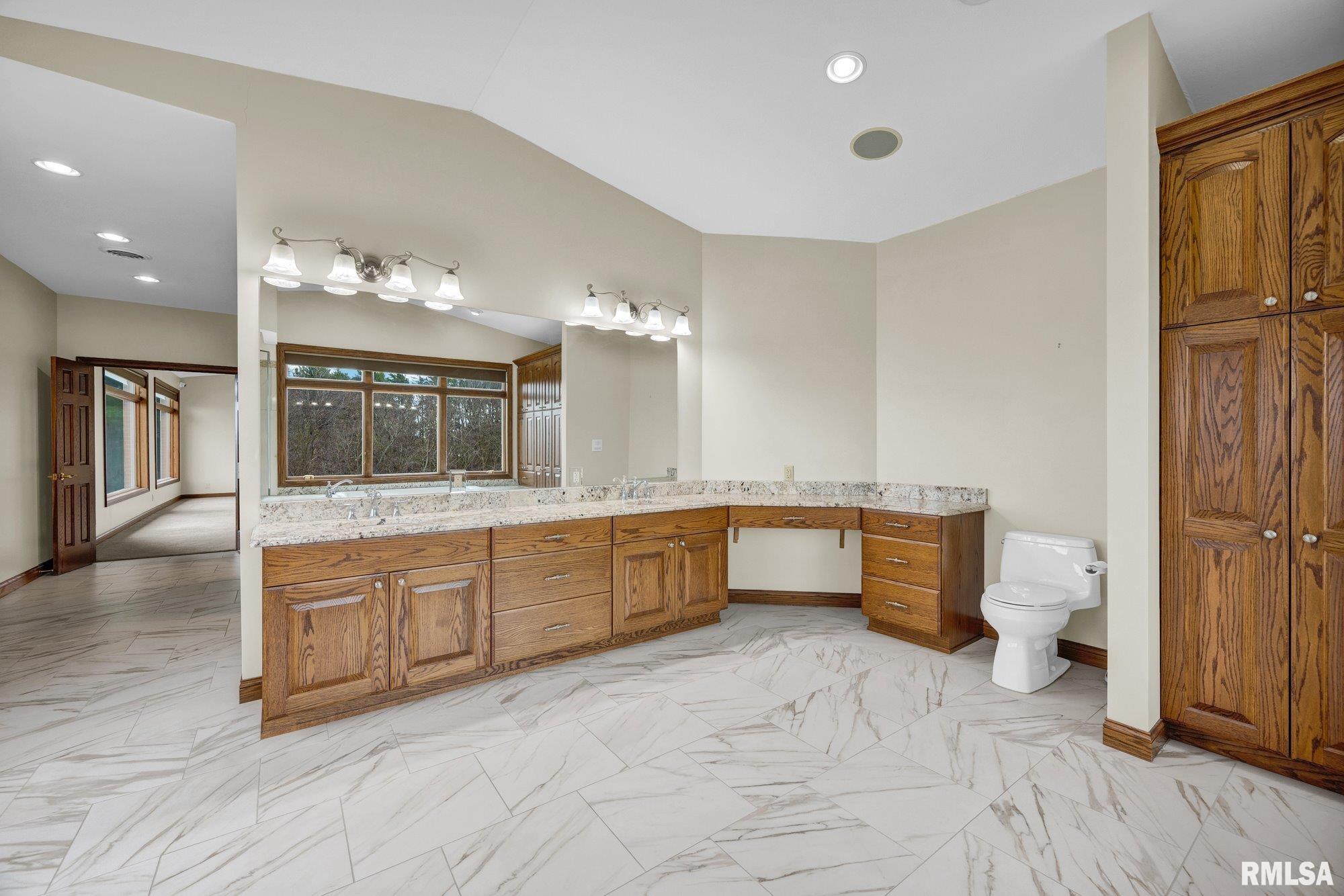 22500 Spring Creek Road Washington, IL 61571 - Photo 47 of 100