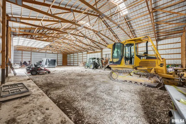 $1,150,000 | 22500 Spring Creek Road, Washington, IL 61571