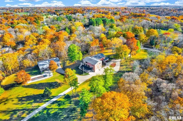 $1,150,000 | 22500 Spring Creek Road, Washington, IL 61571