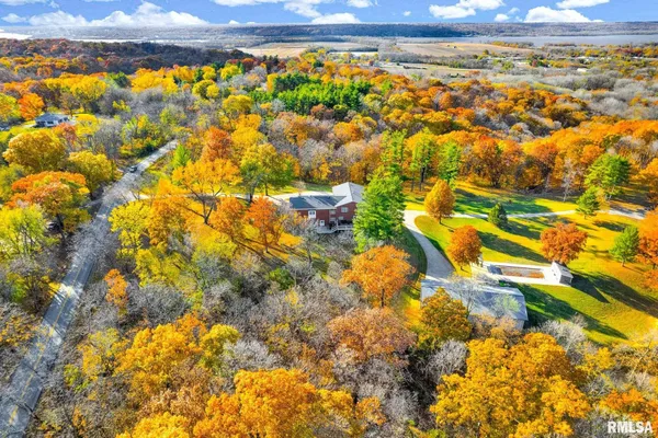 $1,150,000 | 22500 Spring Creek Road, Washington, IL 61571