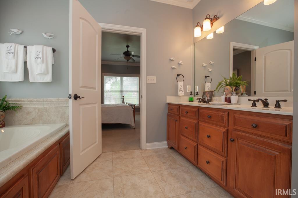 4428 Huntington Ridge Circle Newburgh, IN 47630 - Photo 11 of 36 Gallery Image 11