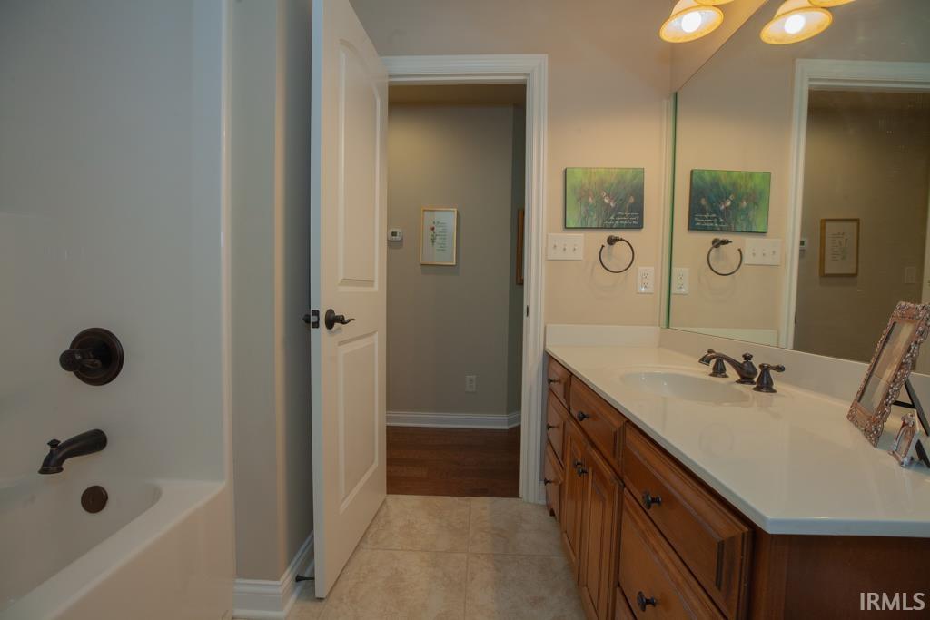 4428 Huntington Ridge Circle Newburgh, IN 47630 - Photo 23 of 36 Gallery Image 23