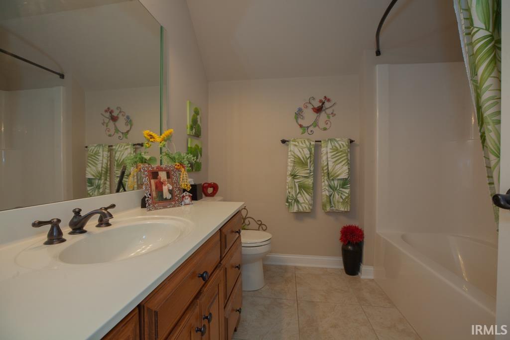 4428 Huntington Ridge Circle Newburgh, IN 47630 - Photo 24 of 36 Gallery Image 24