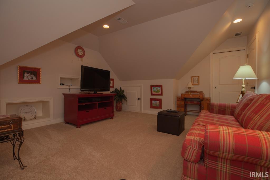 4428 Huntington Ridge Circle Newburgh, IN 47630 - Photo 29 of 36 Gallery Image 29