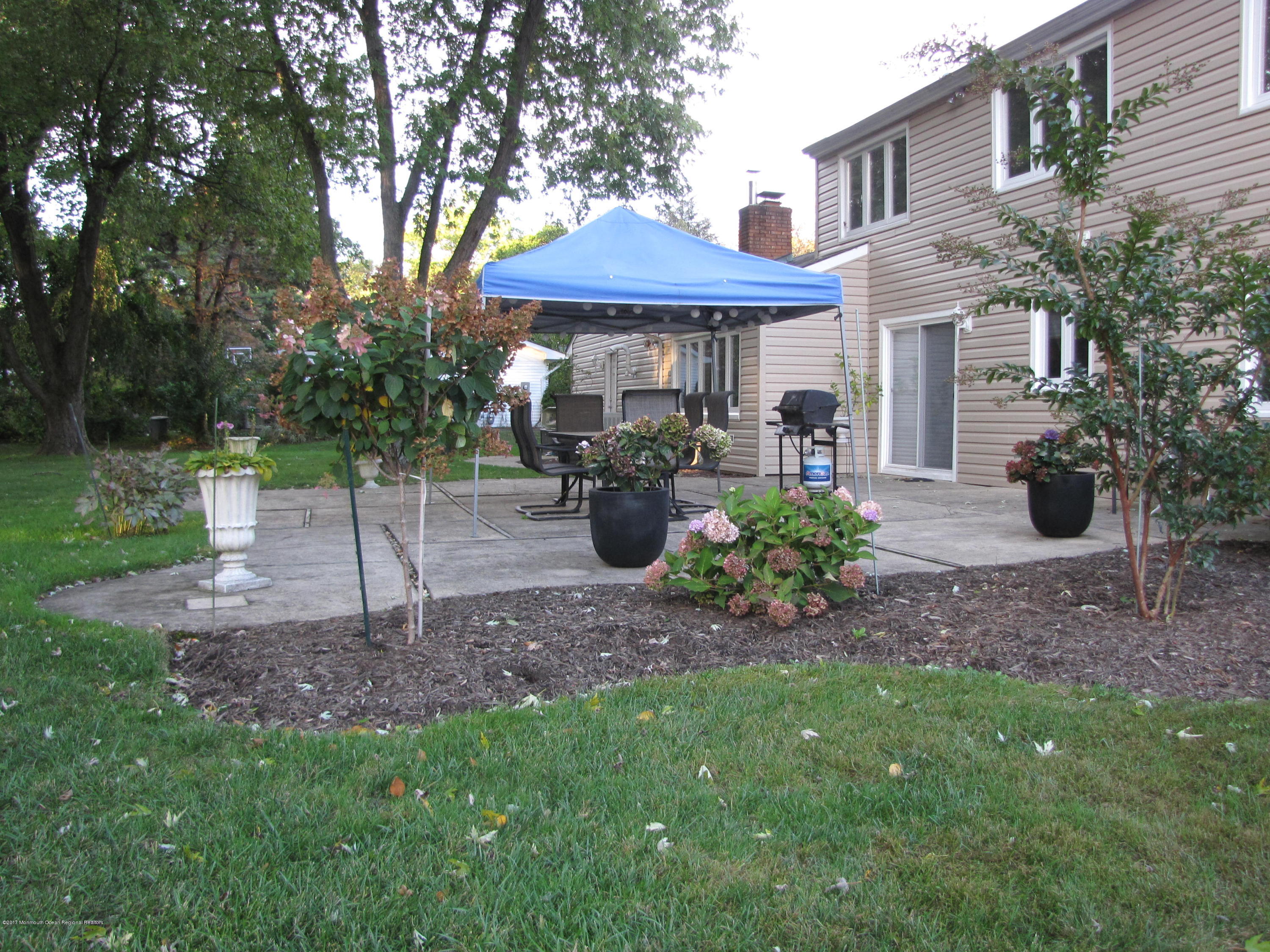 6 Owens Road Marlboro, NJ 07746 - Photo 43 of 43 078