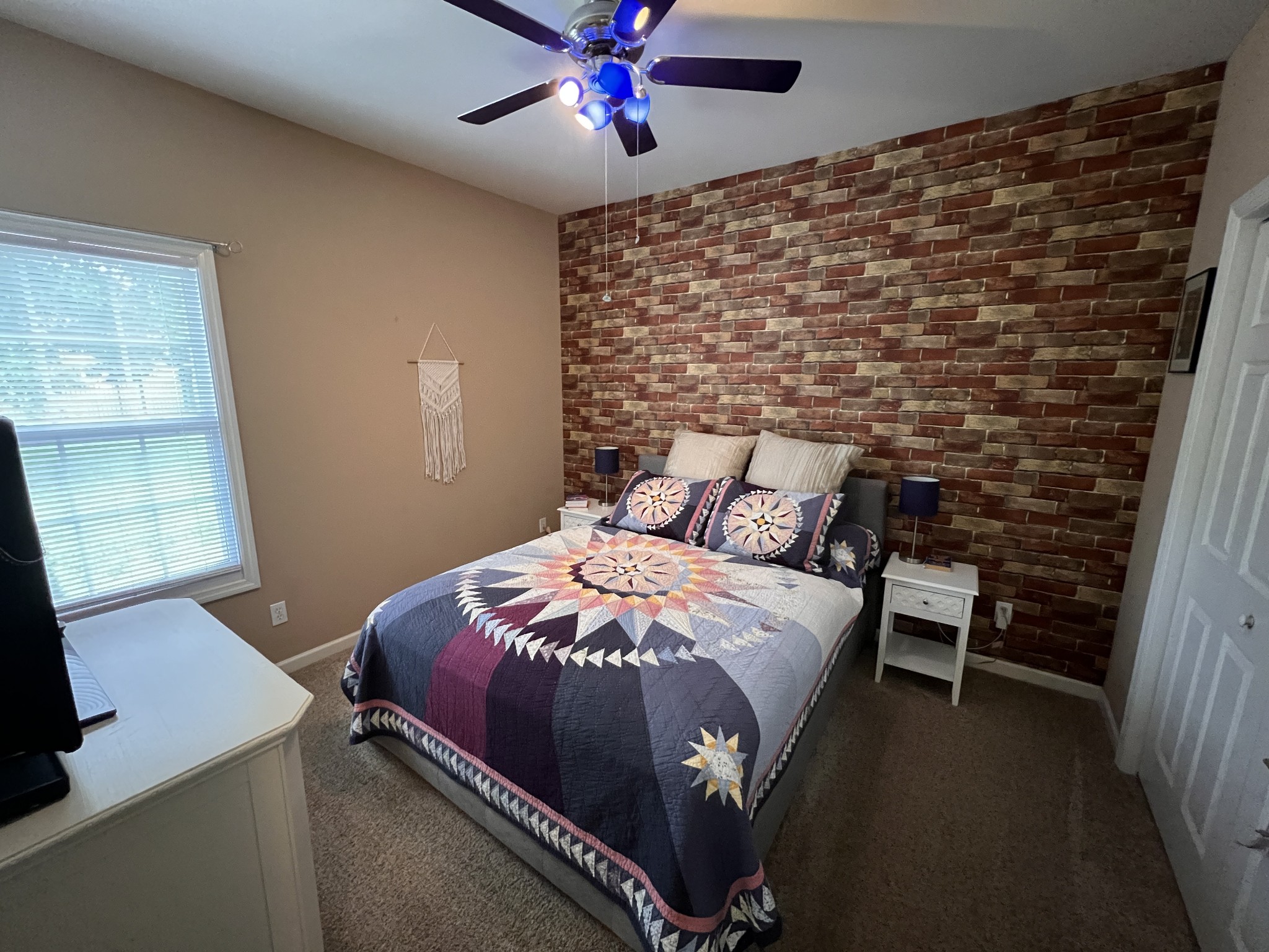 119 Riva Lake Road Winchester, TN 37398 - Photo 21 of 27 2nd bedroom with wallpaper accent