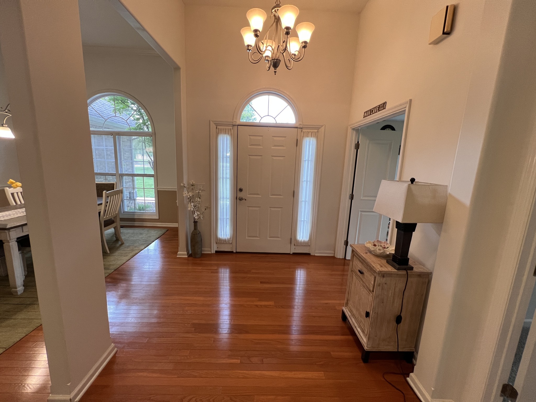 119 Riva Lake Road Winchester, TN 37398 - Photo 9 of 27 Very inviting foyer with hardwood floors