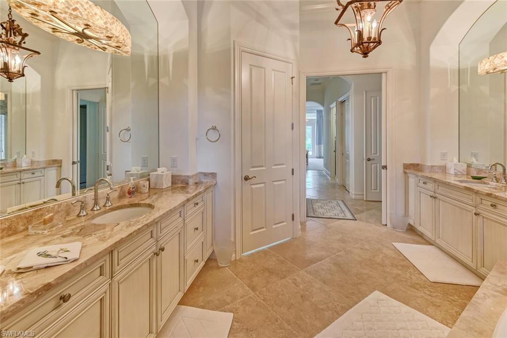 9683 Lipari Court Naples, FL 34113 - Photo 17 of 35
