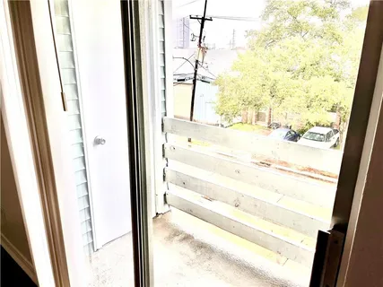 $69,900 | 4218 Hessmer Avenue, Unit 301, Metairie, LA 70002