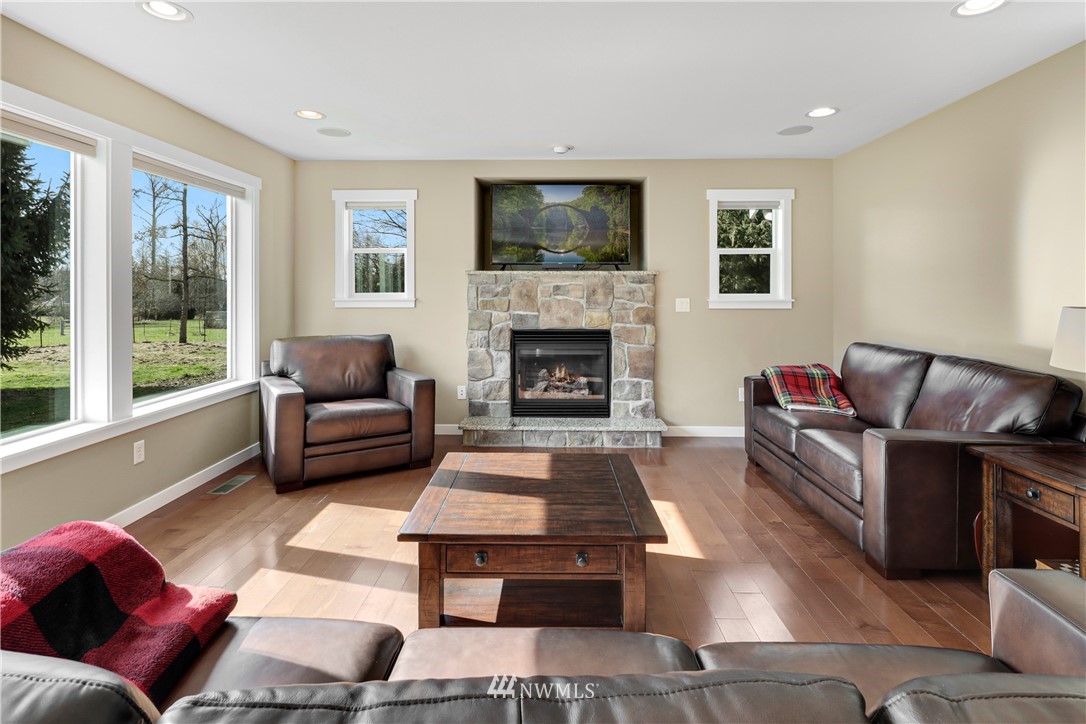 6796 Goodwin Road Everson, WA 98247 - Photo 8 of 40