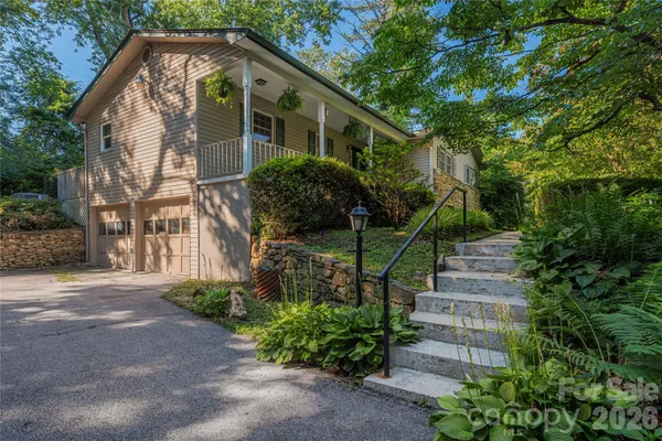 $520,000 | 142 Whisperwood Drive, Unit 19, Hendersonville, NC 28791