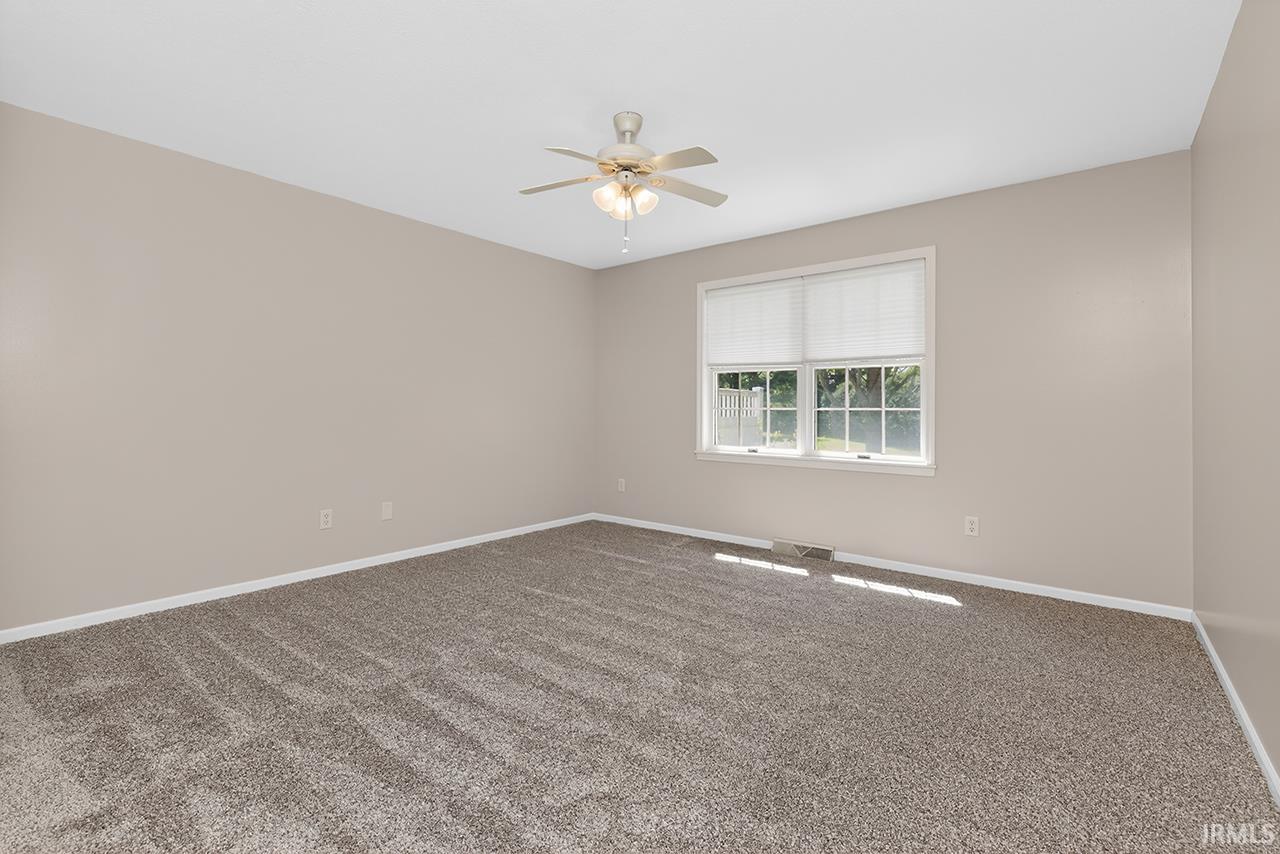 1436 Hampton Circle Goshen, IN 46526 - Photo 12 of 24