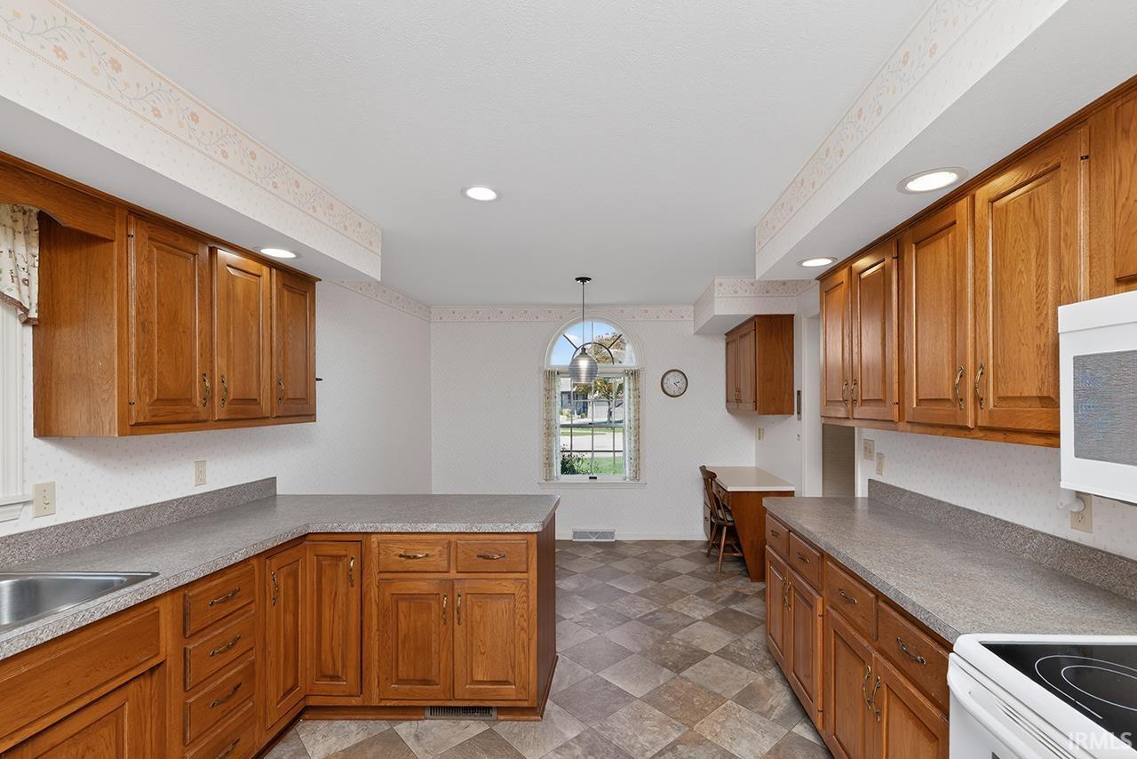 1436 Hampton Circle Goshen, IN 46526 - Photo 16 of 24