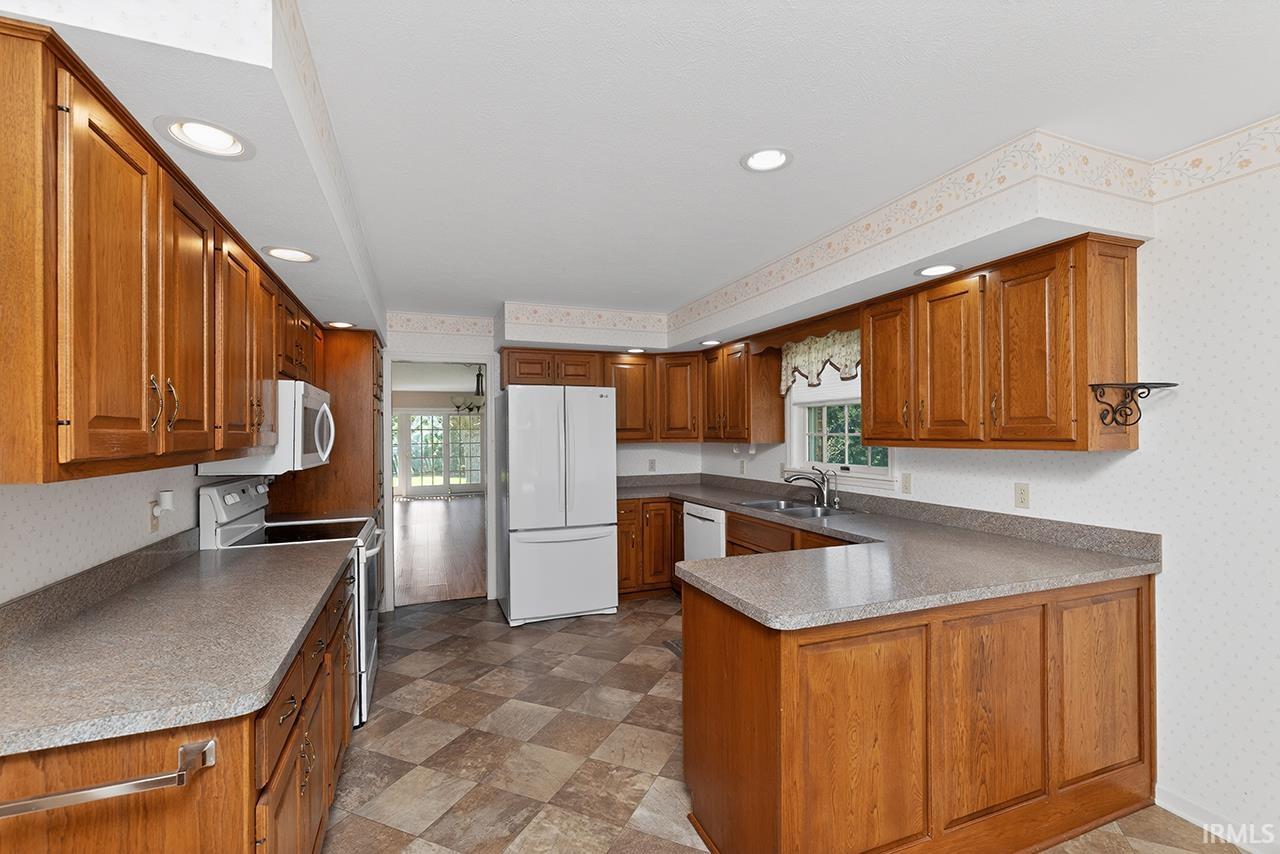1436 Hampton Circle Goshen, IN 46526 - Photo 17 of 24