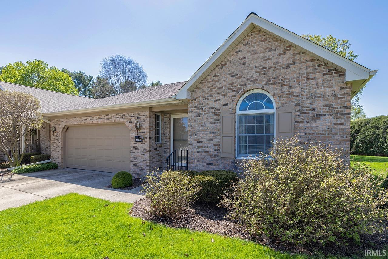 1436 Hampton Circle Goshen, IN 46526 - Photo 3 of 24