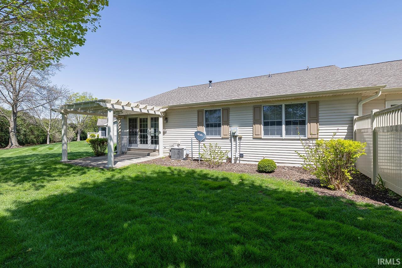 1436 Hampton Circle Goshen, IN 46526 - Photo 4 of 24