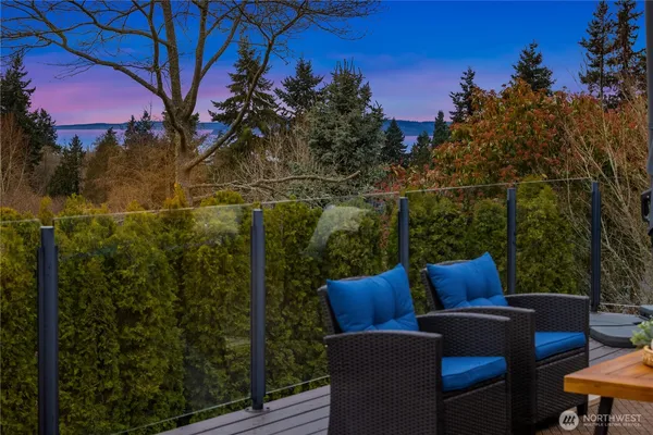$1,395,000 | 7407 180th Street Southwest, Edmonds, WA 98026