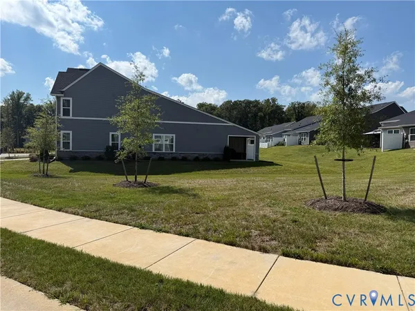 $2,400 | 5509 Addison Gate Drive, Richmond, VA 23234