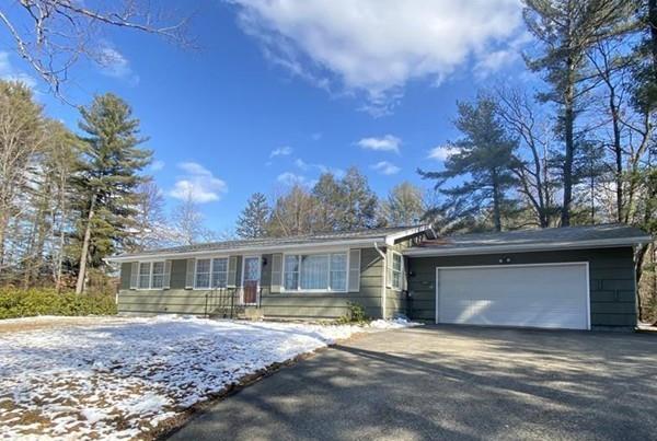 16 Heatherstone Road Amherst, MA 01002 - Photo 2 of 37