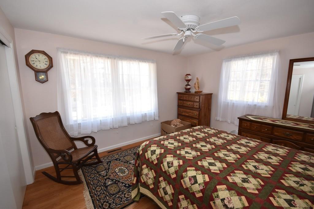 16 Heatherstone Road Amherst, MA 01002 - Photo 21 of 37