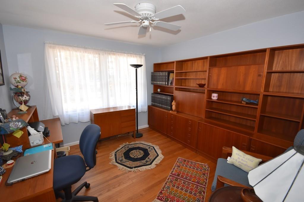 16 Heatherstone Road Amherst, MA 01002 - Photo 22 of 37