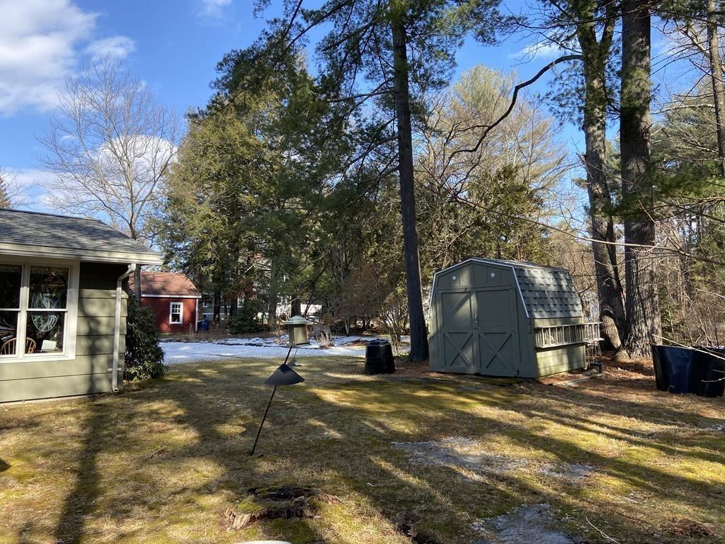 16 Heatherstone Road Amherst, MA 01002 - Photo 30 of 37