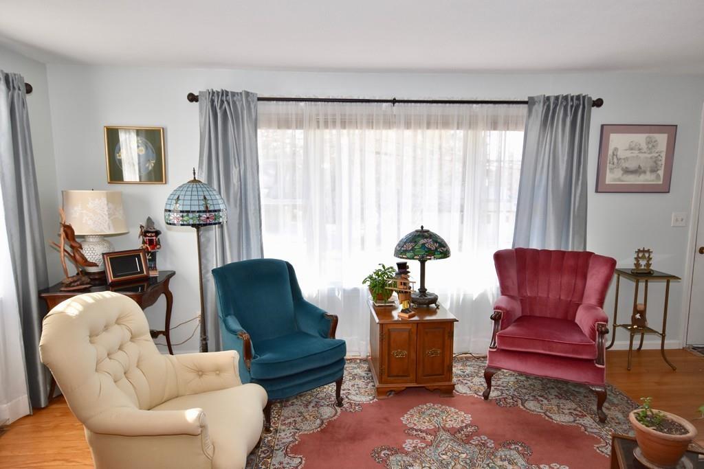 16 Heatherstone Road Amherst, MA 01002 - Photo 5 of 37