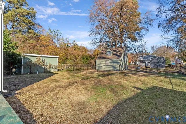 a view of outdoor space yard and basketball court