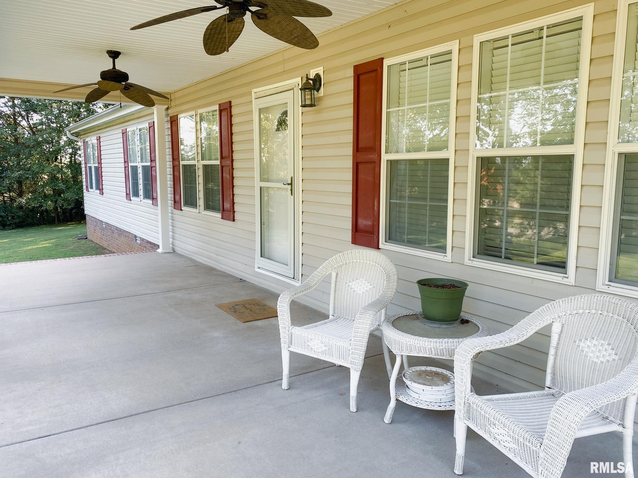 275 Vines Road Cobden, IL 62920 - Photo 8 of 46 Gallery Image 8