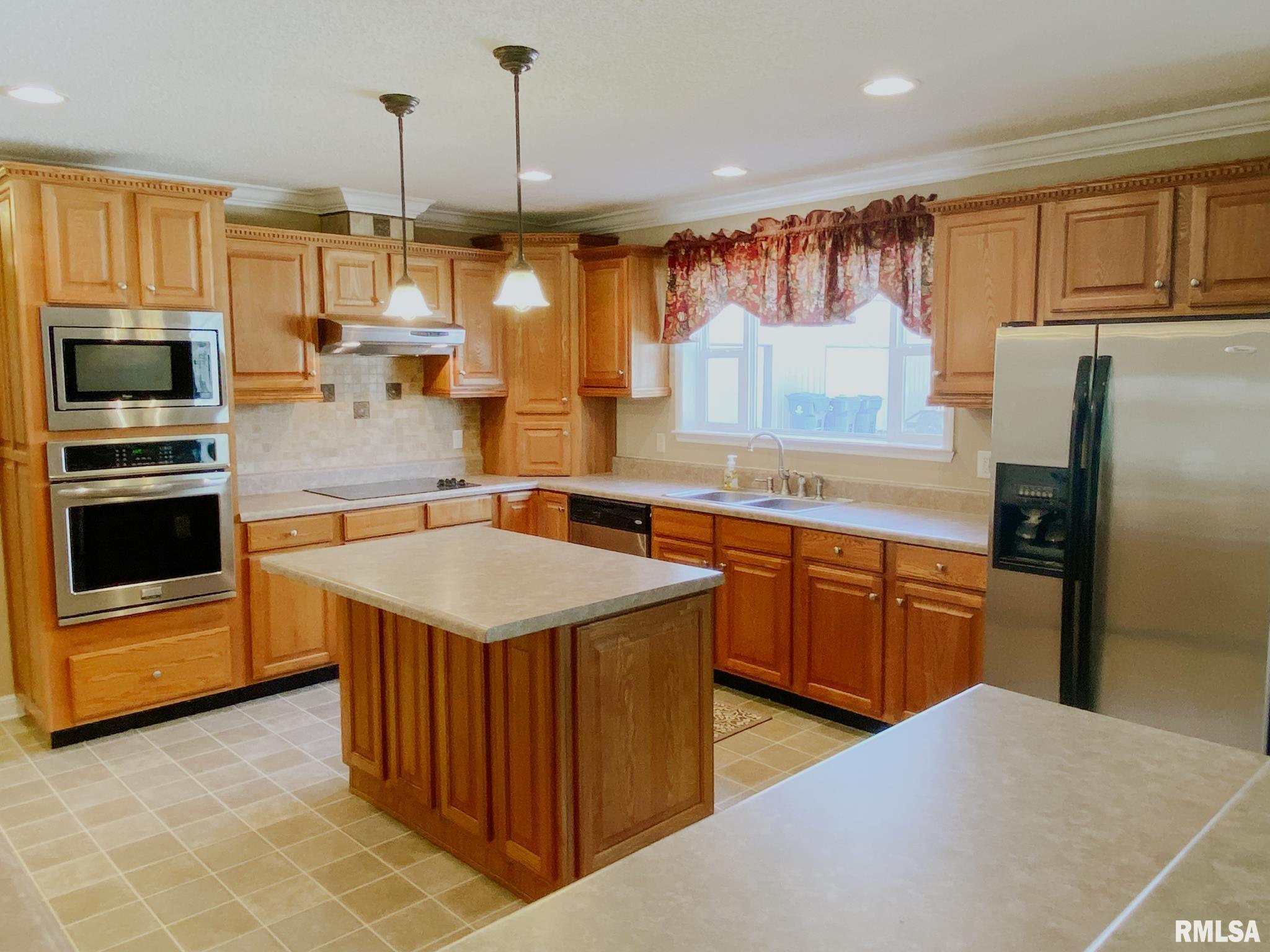 275 Vines Road Cobden, IL 62920 - Photo 10 of 46 Gallery Image 10
