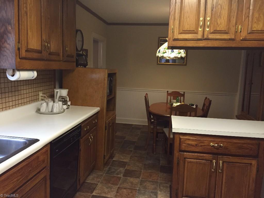 560 Snead Road Winston-Salem, NC 27103 - Photo 2 of 9 Gallery Image 2
