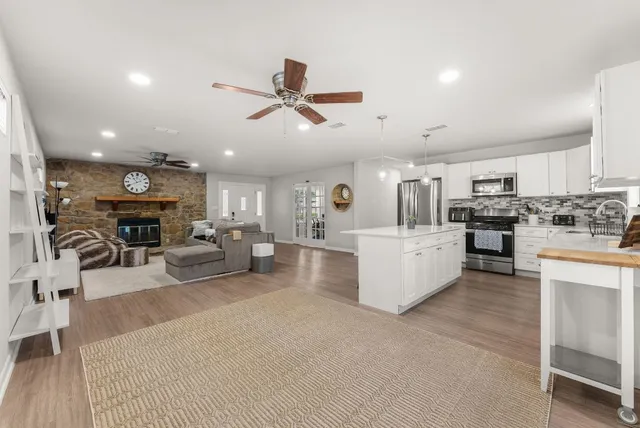 $550,000 | 2207 North Plains Avenue, Austin, TX 78757