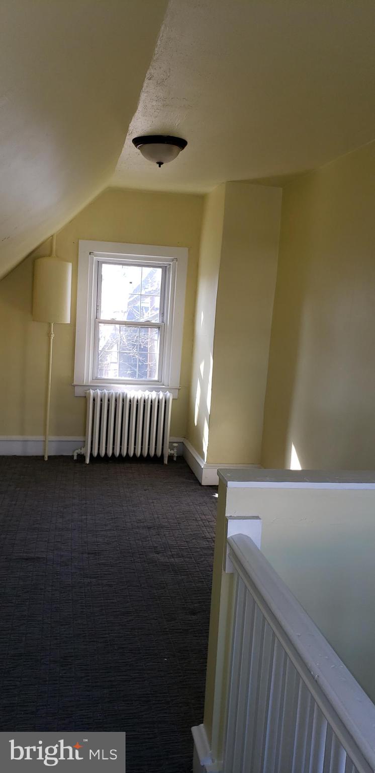 113 Hampden Road Upper Darby, PA 19082 - Photo 35 of 43