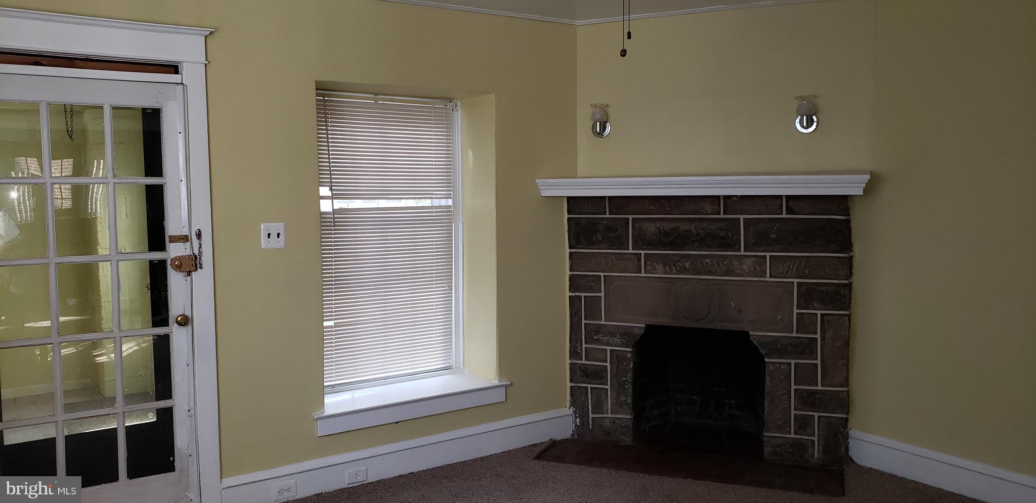 113 Hampden Road Upper Darby, PA 19082 - Photo 5 of 43