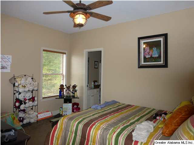 109 Shire Circle Alabaster, AL 35007 - Photo 18 of 32