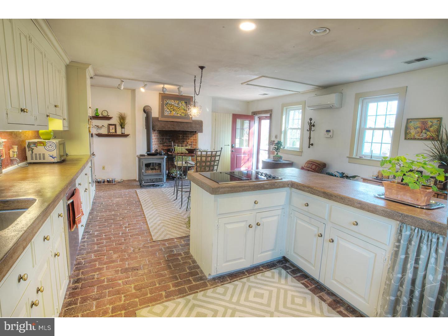 351 Wagontown Road Coatesville, PA 19320 - Photo 7 of 25 Gallery Image 7