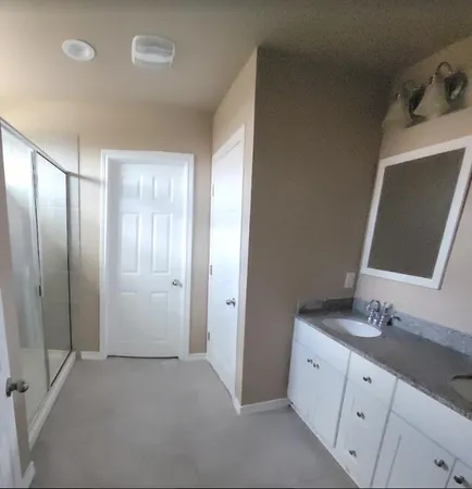 $2,300 | 213 Mary Max Circle, San Marcos, TX 78666