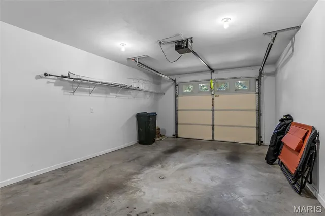 $189,900 | 530 Ashbrook Drive, Unit 18, Farmington, MO 63640