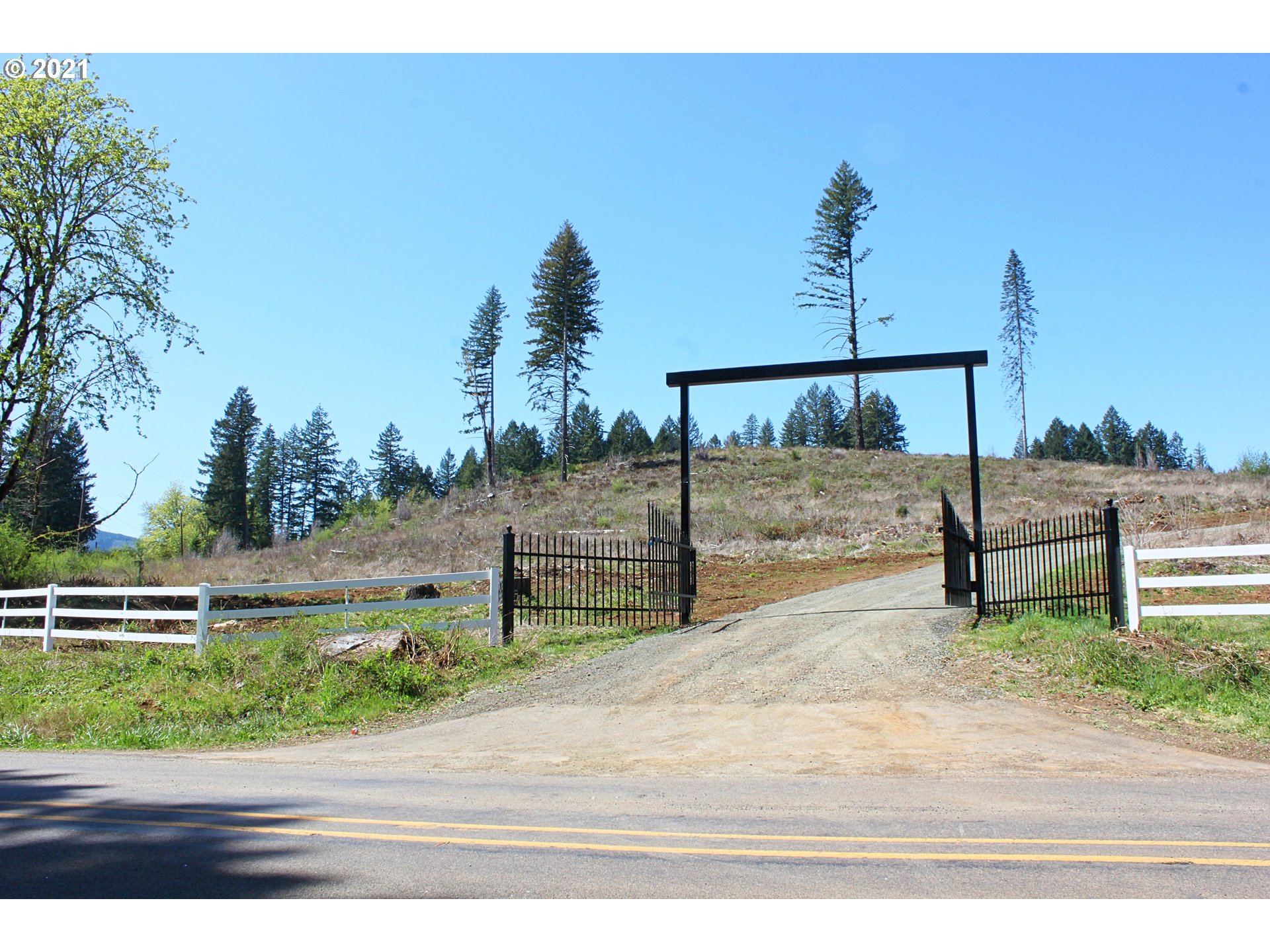 Donna Road Springfield, OR 97478 - Photo 16 of 21 Gallery Image 16