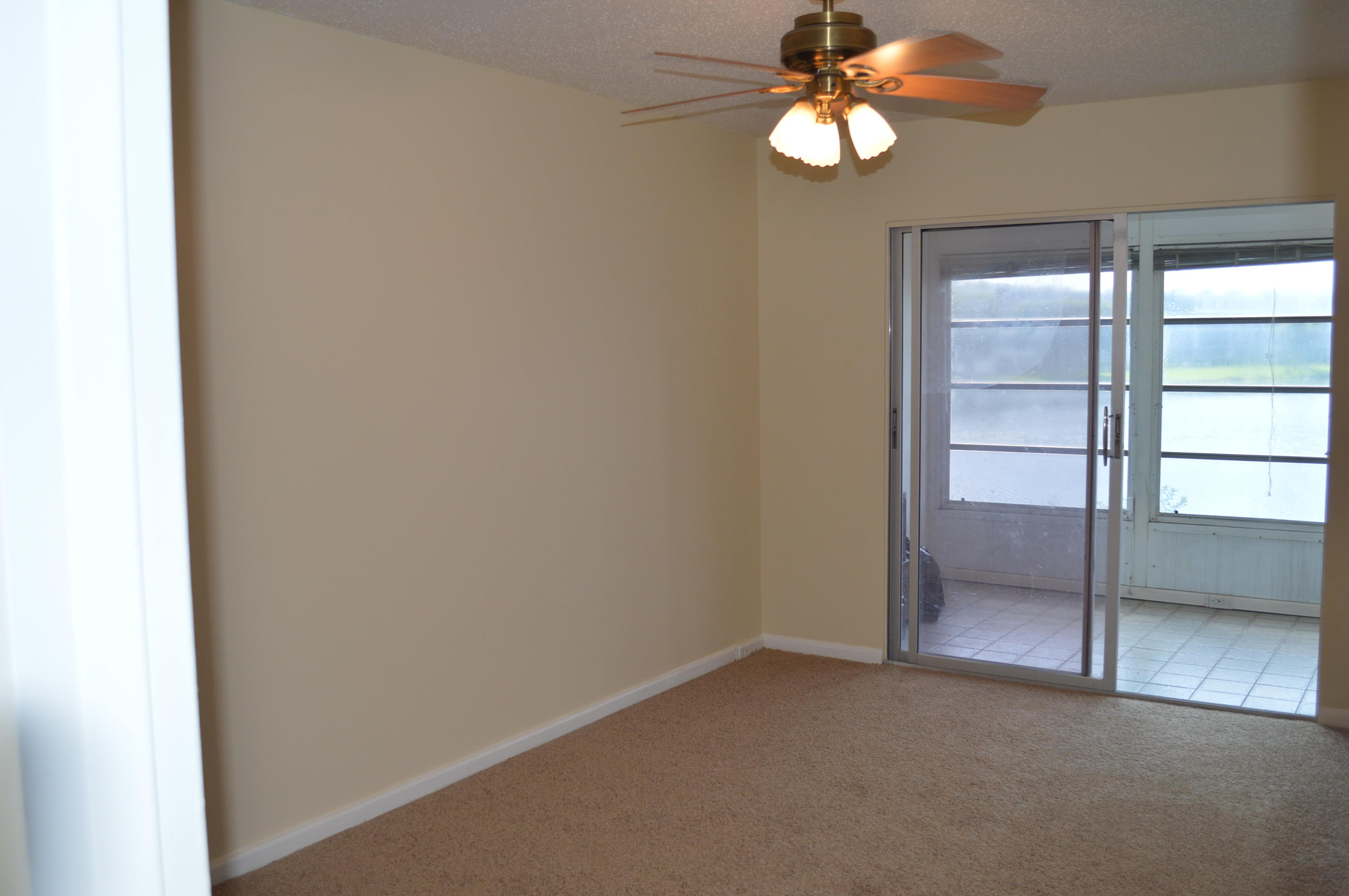 2033 Exeter, Unit 2033 Boca Raton, FL 33434 - Photo 15 of 36 DSC_0831