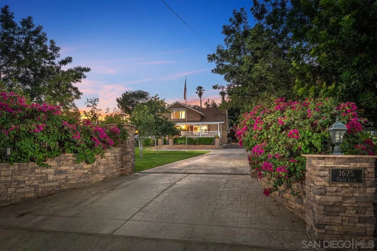 1675 Chase Lane El Cajon, CA 92020 - Photo 31 of 32 a view of a garden with flowers and trees