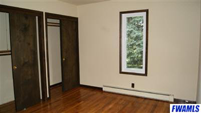 14609 Lake Center Road Fort Wayne, IN 46818 - Photo 13 of 28