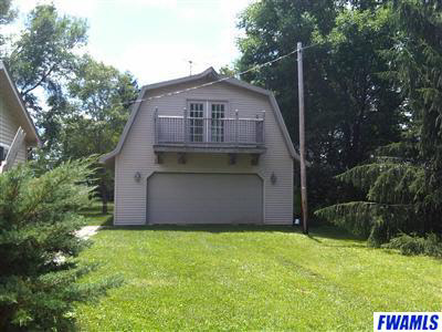 14609 Lake Center Road Fort Wayne, IN 46818 - Photo 3 of 28