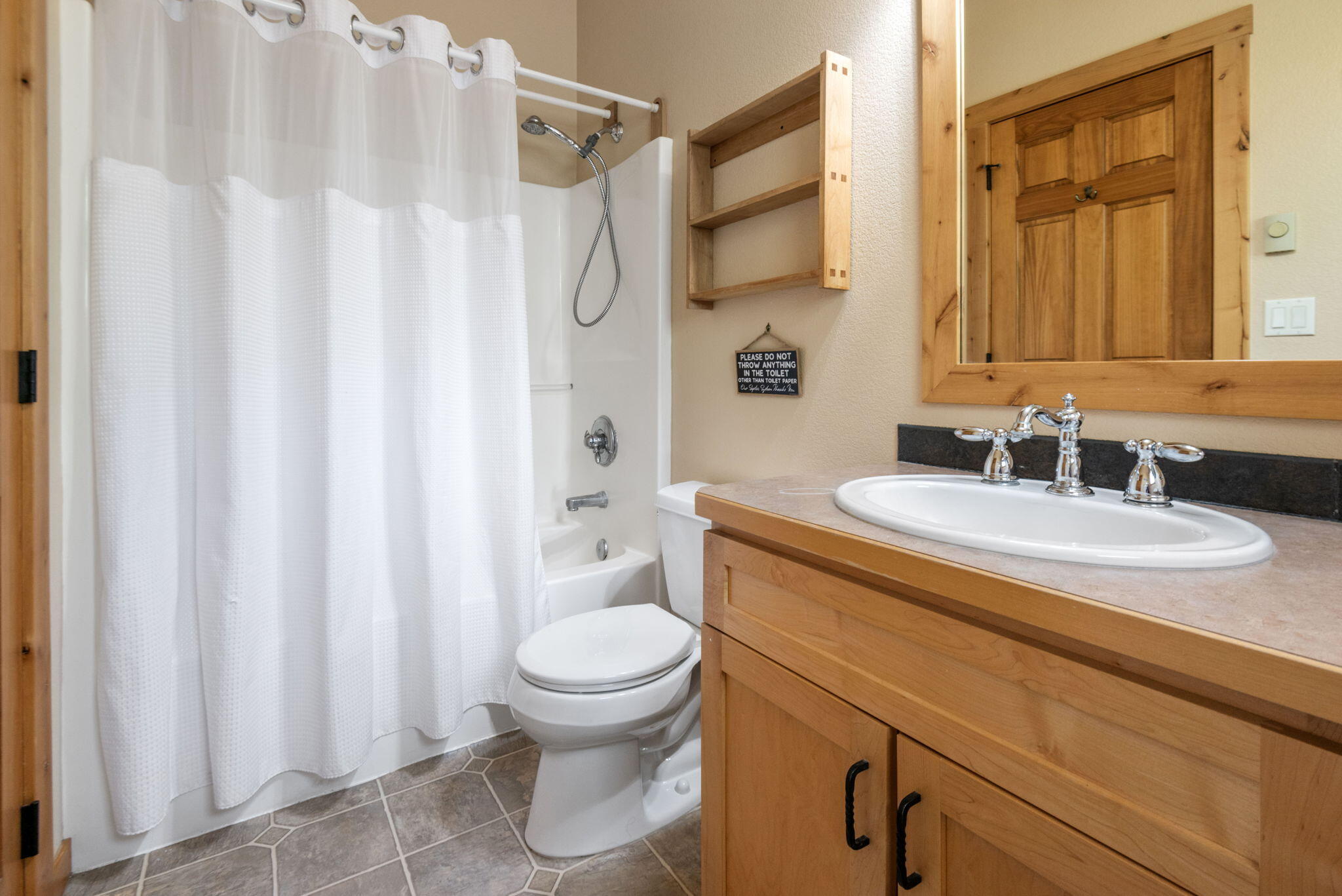 16903 Covina Road Bend, OR 97707 - Photo 21 of 31 21-web-or-mls-DSC_6492