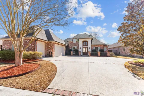 $599,500 | 3165 Grand Field Avenue, Baton Rouge, LA 70810