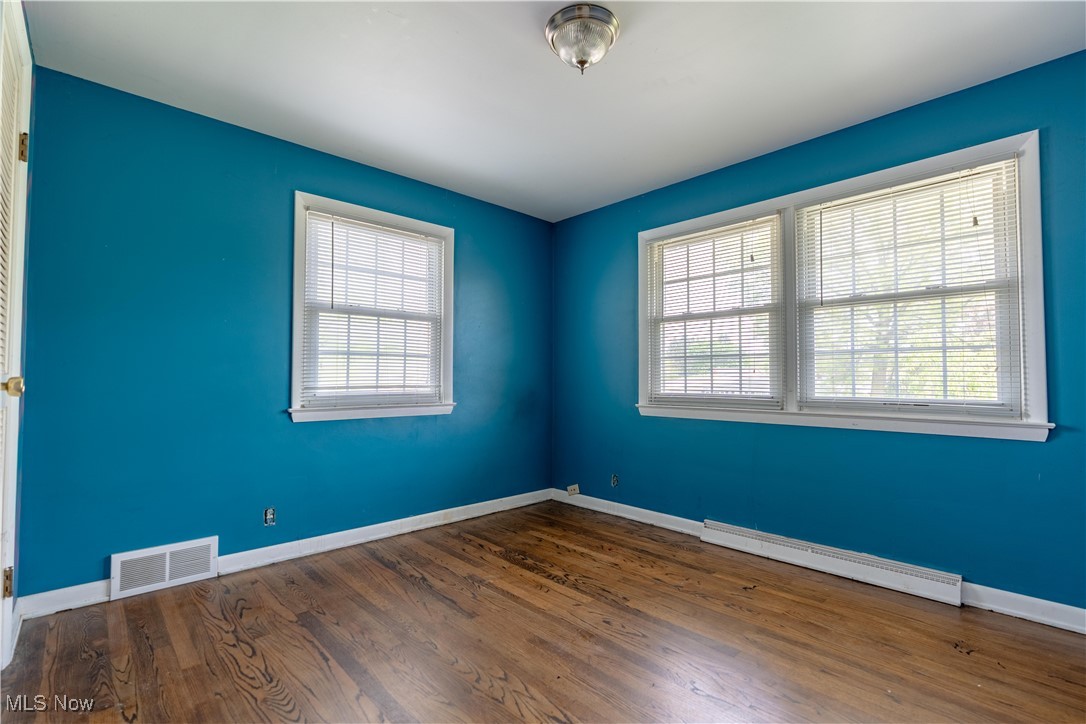 2864 Shellhart Road Barberton, OH 44203 - Photo 17 of 35 Bedroom 11 x 10